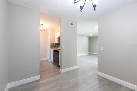 Condominio en venta en Tampa, Florida, 2 dormitorios, 81.85 m2 № 1801742 - foto 14