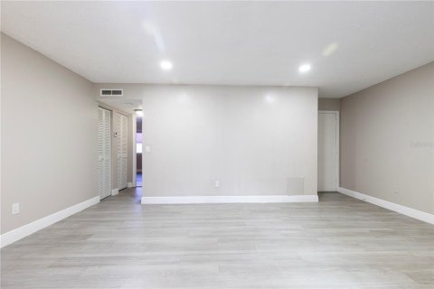 Condominio en venta en Tampa, Florida, 2 dormitorios, 81.85 m2 № 1801742 - foto 7