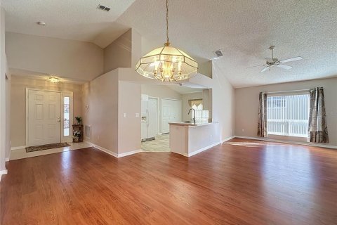 Villa ou maison à vendre à Clermont, Floride: 2 chambres, 139.17 m2 № 2419686 - photo 7