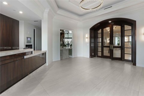 Condo in Aventura, Florida, 2 bedrooms № 2027128 - photo 4