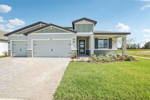 House in Zephyrhills, Florida 5 bedrooms, 283.44 sq.m. № 2119112