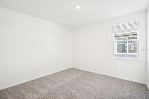 Casa en venta en Zephyrhills, Florida, 5 dormitorios, 283.44 m2 № 2119112 - foto 27