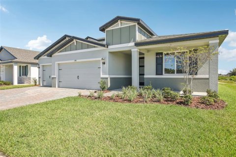 Casa en venta en Zephyrhills, Florida, 5 dormitorios, 283.44 m2 № 2119112 - foto 2