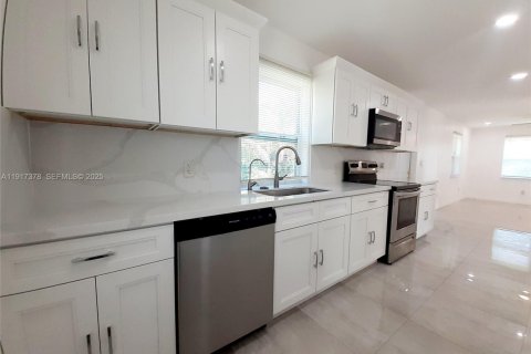 Apartment in Davie, Florida 2 bedrooms, 80.27 sq.m. № 1984570 - photo 4