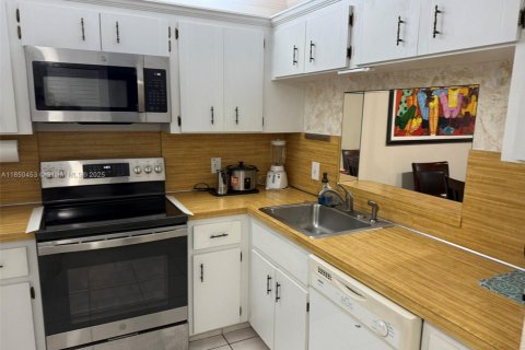 Купить кондоминиум в Лодерхилл, Флорида 2 спальни, 99.41м2, № 1962943 - фото 17