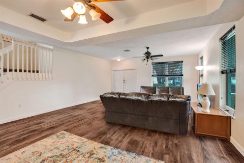 Villa ou maison à vendre à Coral Springs, Floride: 4 chambres, 268.67 m2 № 2397860 - photo 27