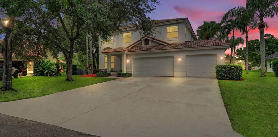 Villa ou maison à Coral Springs, Floride 4 chambres, 268.67 m2 № 2397860