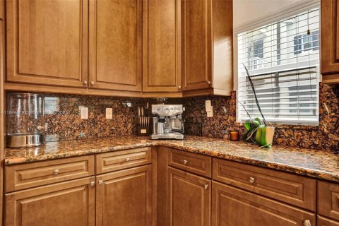 Touwnhouse à vendre à Fort Lauderdale, Floride: 3 chambres, 186.55 m2 № 1839554 - photo 26