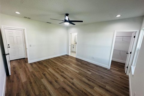 House in DeLand, Florida 3 bedrooms, 148.09 sq.m. № 1770957 - photo 6