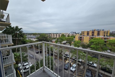 Copropriété à louer à Miami, Floride: 1 chambre, 56.21 m2 № 2047972 - photo 13