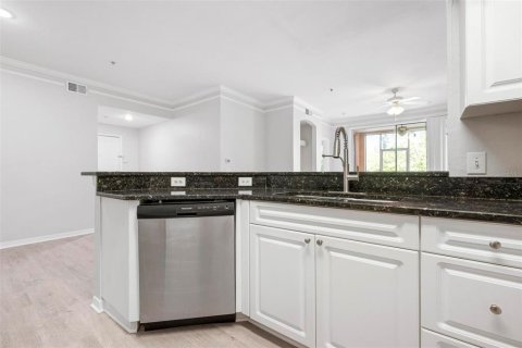 Copropriété à louer à Sarasota, Floride: 3 chambres, 118.91 m2 № 1873787 - photo 16