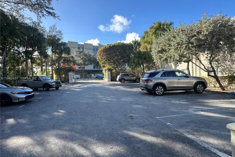 Copropriété à louer à Pinecrest, Floride: 1 chambre, 53.33 m2 № 1999272 - photo 19