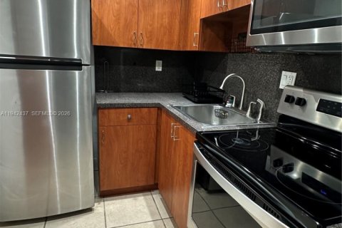 Condo à Pinecrest, Floride, 1 chambre  № 1999272