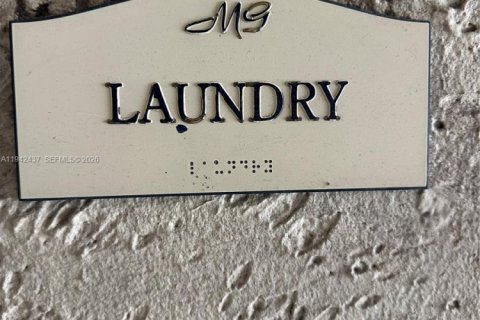 Copropriété à louer à Pinecrest, Floride: 1 chambre, 53.33 m2 № 1999272 - photo 15