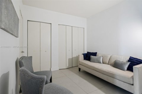 Condominio en venta en Miami, Florida, 1 dormitorio, 82.78 m2 № 1989511 - foto 14