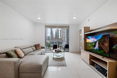 Condominio en venta en Miami, Florida, 1 dormitorio, 82.78 m2 № 1989511 - foto 1