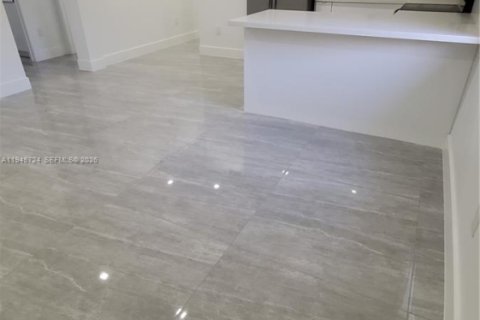 Appartement à louer à Miami, Floride: 3 chambres, 83.61 m2 № 2002055 - photo 18