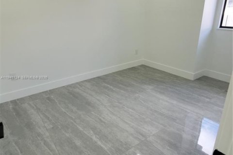 Appartement à louer à Miami, Floride: 3 chambres, 83.61 m2 № 2002055 - photo 12