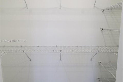 Appartement à louer à Miami, Floride: 3 chambres, 83.61 m2 № 2002055 - photo 16