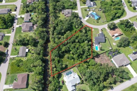 Terreno en venta en Port Charlotte, Florida № 1884145 - foto 12