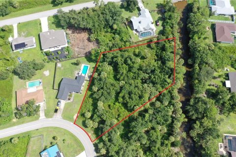 Terreno en venta en Port Charlotte, Florida № 1884145 - foto 3