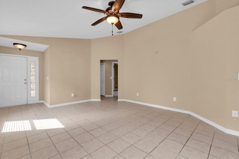 House in Riverview, Florida 3 bedrooms, 118.45 sq.m. № 2394248 - photo 12
