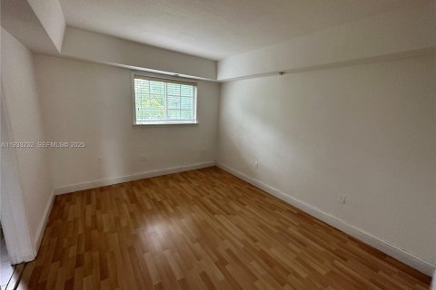 Condominio en alquiler en Miami, Florida, 1 dormitorio, 51.19 m2 № 1991384 - foto 4