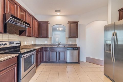 Villa ou maison à louer à Tampa, Floride: 4 chambres, 138.05 m2 № 2415139 - photo 8