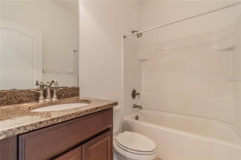 Villa ou maison à louer à Tampa, Floride: 4 chambres, 138.05 m2 № 2415139 - photo 18