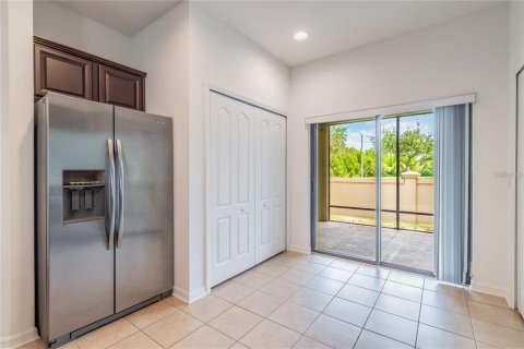 Villa ou maison à louer à Tampa, Floride: 4 chambres, 138.05 m2 № 2415139 - photo 10