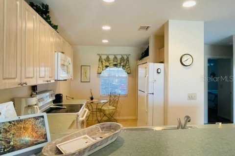 Copropriété à louer à Punta Gorda, Floride: 2 chambres, 119.94 m2 № 362132 - photo 5