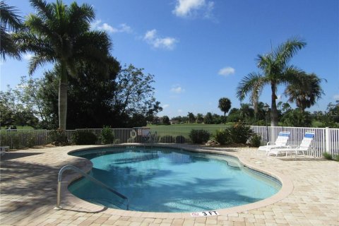 Copropriété à louer à Punta Gorda, Floride: 2 chambres, 119.94 m2 № 362132 - photo 16