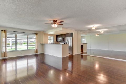 Condo in Delray Beach, Florida, 1 bedroom № 2088416 - photo 4