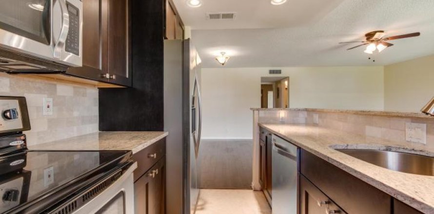 Condo in Delray Beach, Florida, 1 bedroom № 2088416