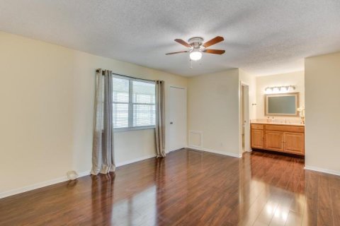 Condo in Delray Beach, Florida, 1 bedroom № 2088416 - photo 10