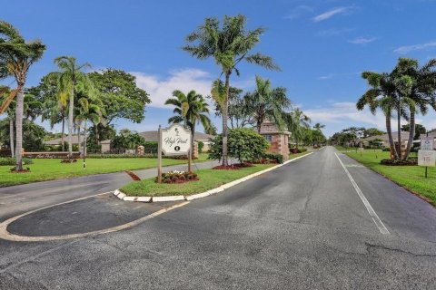 Condo in Delray Beach, Florida, 1 bedroom № 2088416 - photo 16
