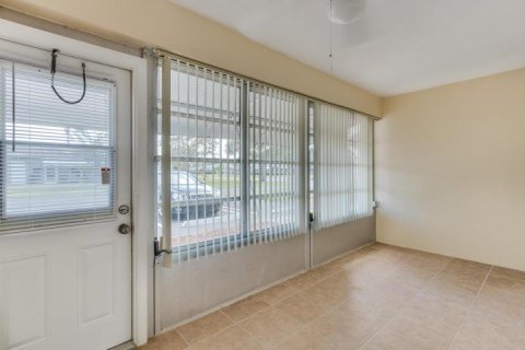 Condo in Delray Beach, Florida, 1 bedroom № 2088416 - photo 13