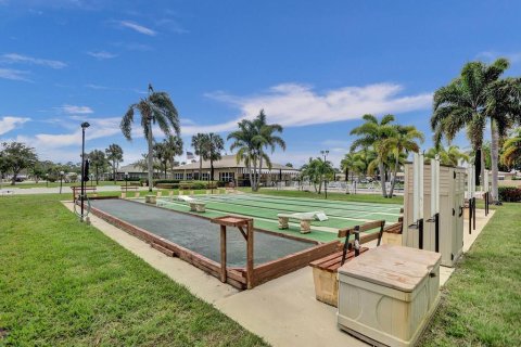 Condo in Delray Beach, Florida, 1 bedroom № 2088416 - photo 17