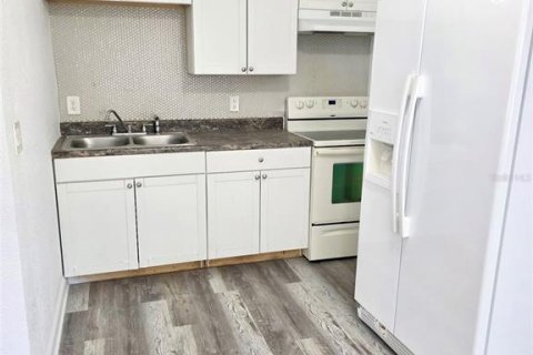 Appartement à louer à Titusville, Floride: 2 chambres, 75.81 m2 № 1840437 - photo 14