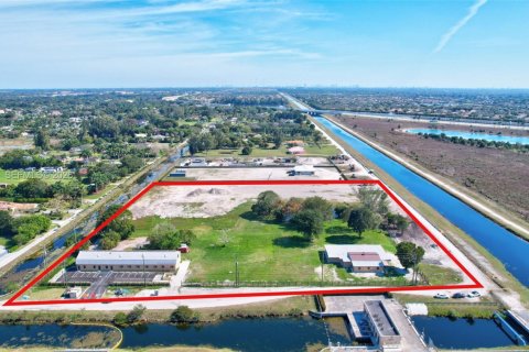 Land in Miramar, Florida № 2080186 - photo 22