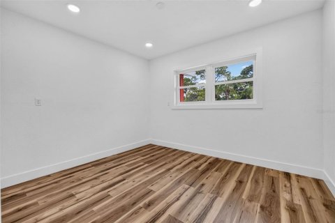 Casa en venta en Saint Petersburg, Florida, 3 dormitorios, 133.69 m2 № 2195664 - foto 19