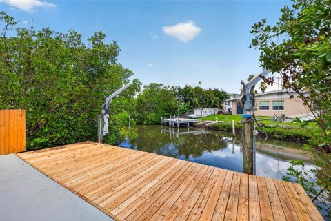 Casa en venta en Saint Petersburg, Florida, 3 dormitorios, 133.69 m2 № 2195664 - foto 30