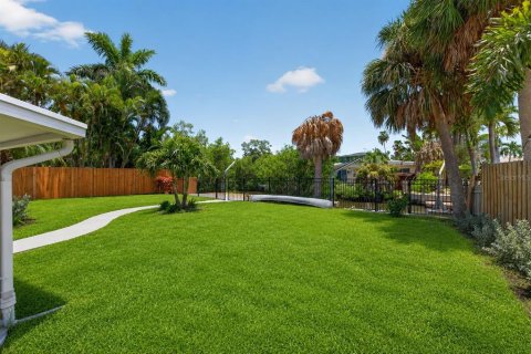 Casa en venta en Saint Petersburg, Florida, 3 dormitorios, 133.69 m2 № 2195664 - foto 28