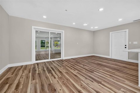 Casa en venta en Saint Petersburg, Florida, 3 dormitorios, 133.69 m2 № 2195664 - foto 14