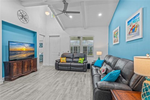 Villa ou maison à vendre à Daytona Beach, Floride: 2 chambres, 121.52 m2 № 2356159 - photo 13