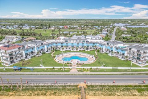 Condo in Flagler Beach, Florida, 2 bedrooms № 2095849 - photo 29