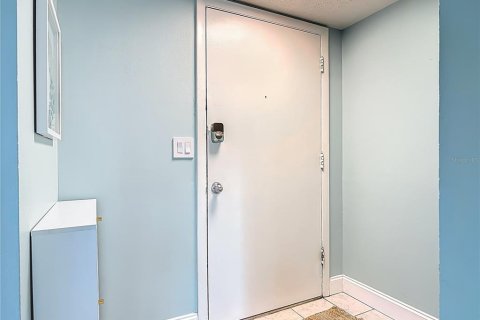 Condo in Flagler Beach, Florida, 2 bedrooms № 2095849 - photo 2
