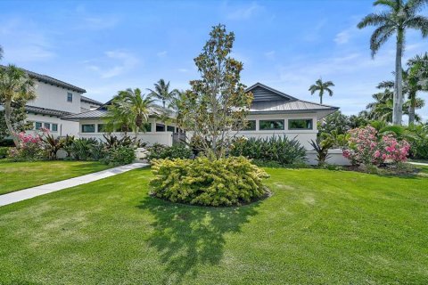 Villa ou maison à vendre à Sarasota, Floride: 3 chambres, 271.55 m2 № 2092782 - photo 3