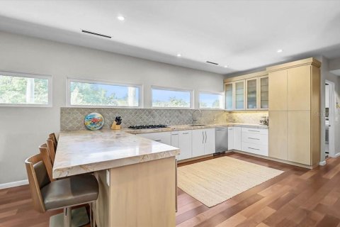 Villa ou maison à vendre à Sarasota, Floride: 3 chambres, 271.55 m2 № 2092782 - photo 11