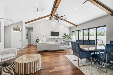 Villa ou maison à vendre à Sarasota, Floride: 3 chambres, 271.55 m2 № 2092782 - photo 8